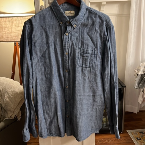 Marine layer Men’s size “Larger” (in between large and XL) casual button down - Picture 1 of 6